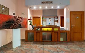 Hotel Artin