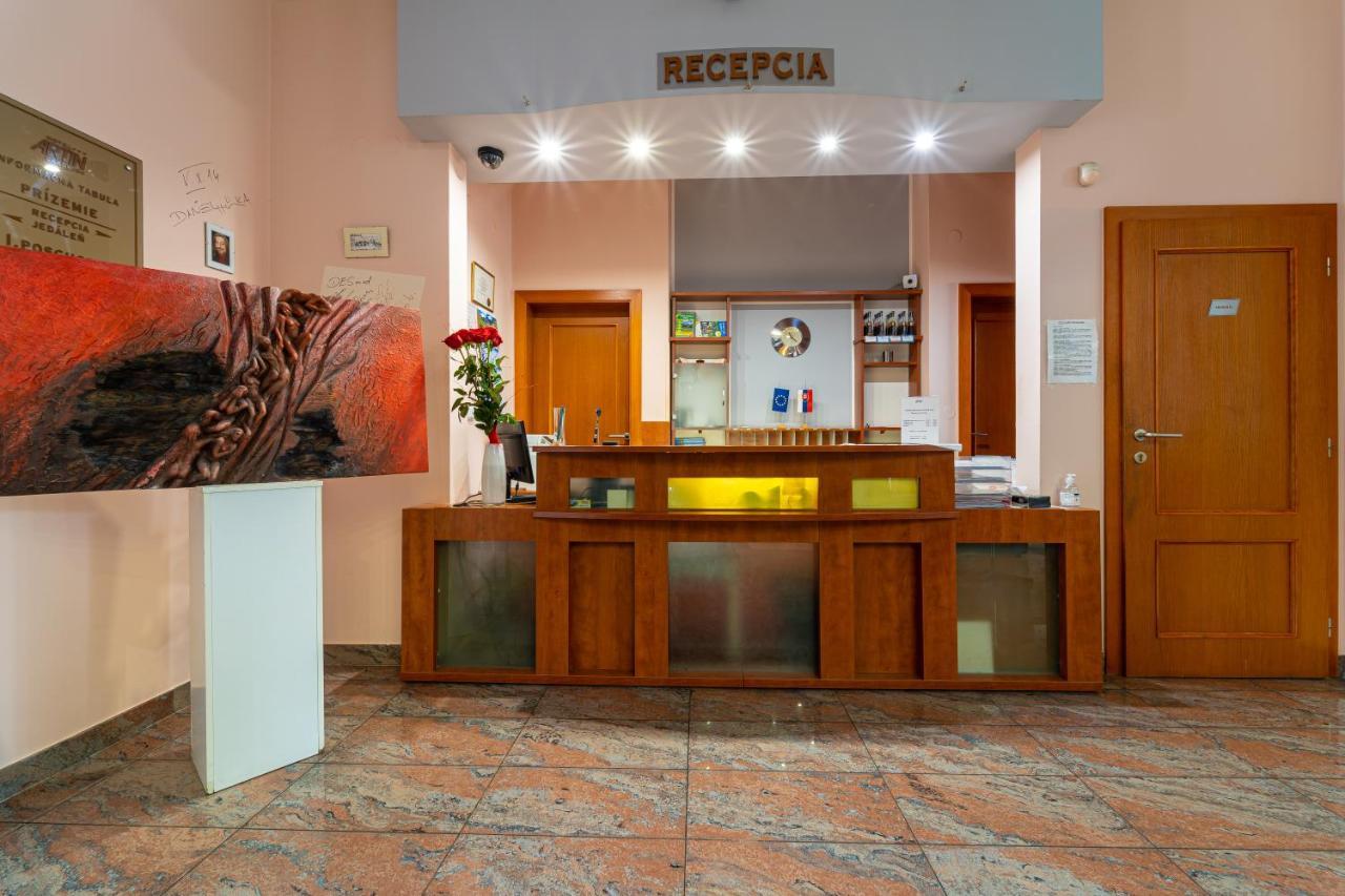 Hotel Artin Bardejów Zewnętrze zdjęcie